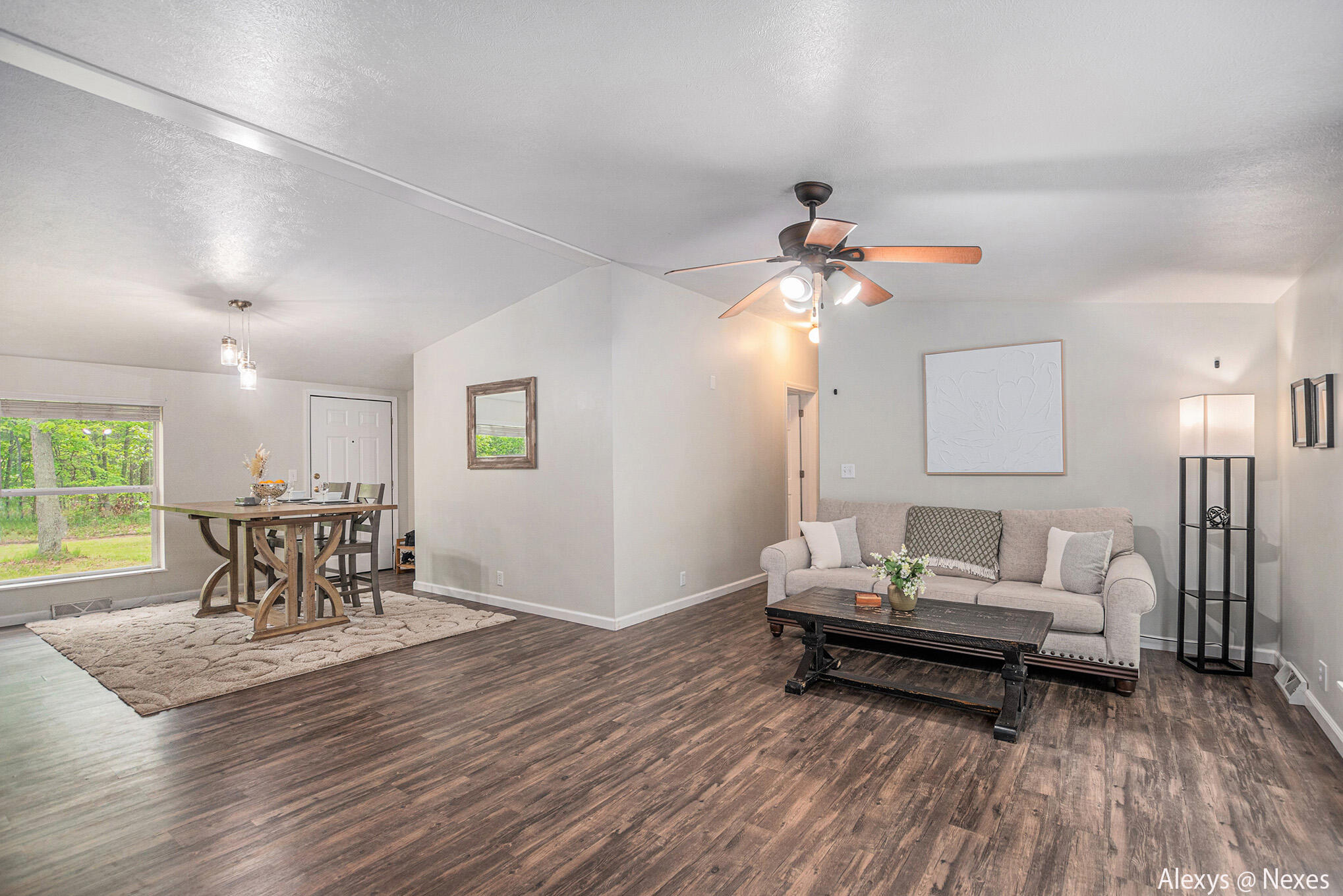 825 South Broton Road Muskegon, MI 49442 - Photo 13 of 25 DSC06464