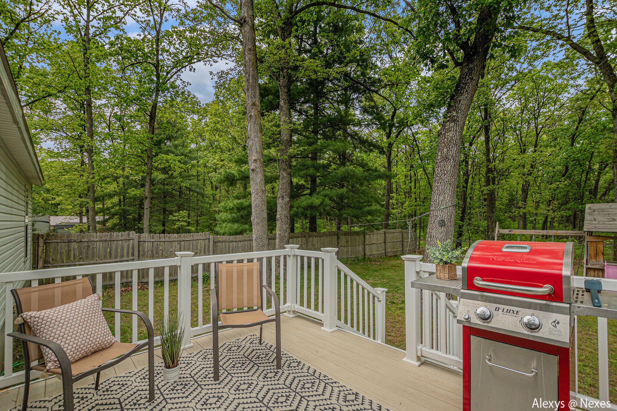 825 South Broton Road Muskegon, MI 49442 - Photo 6 of 25 DSC06416