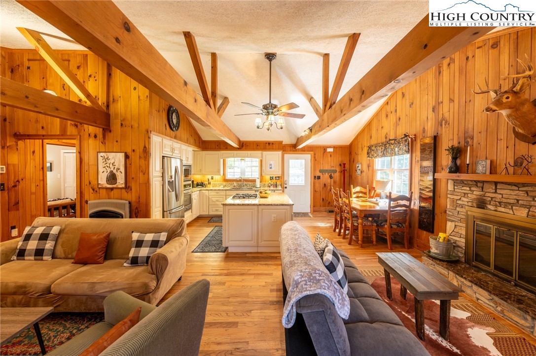 164 Fox Den Road Blowing Rock, NC 28605 - Photo 13 of 49 Gallery Image 13