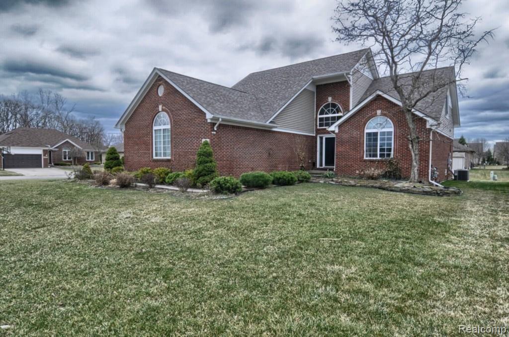 28320 Katie Road New Baltimore, MI 48047 - Photo 2 of 27 Front_2nd_View.jpg