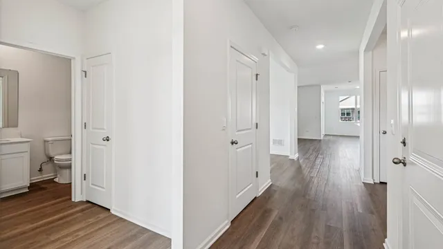 $464,990 | 1228 Wild Tulip Circle, Bartlett, IL 60103