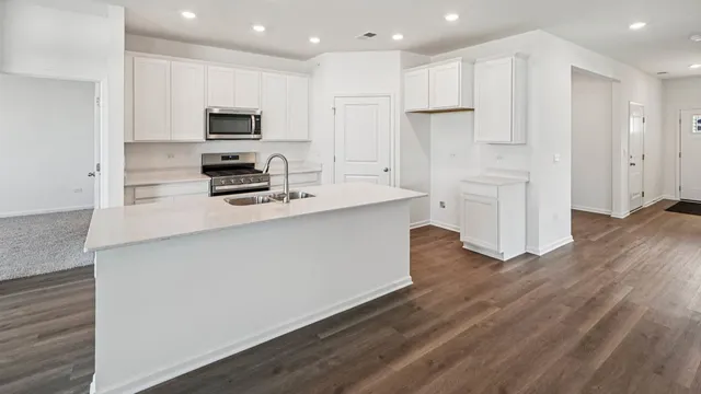 $464,990 | 1228 Wild Tulip Circle, Bartlett, IL 60103