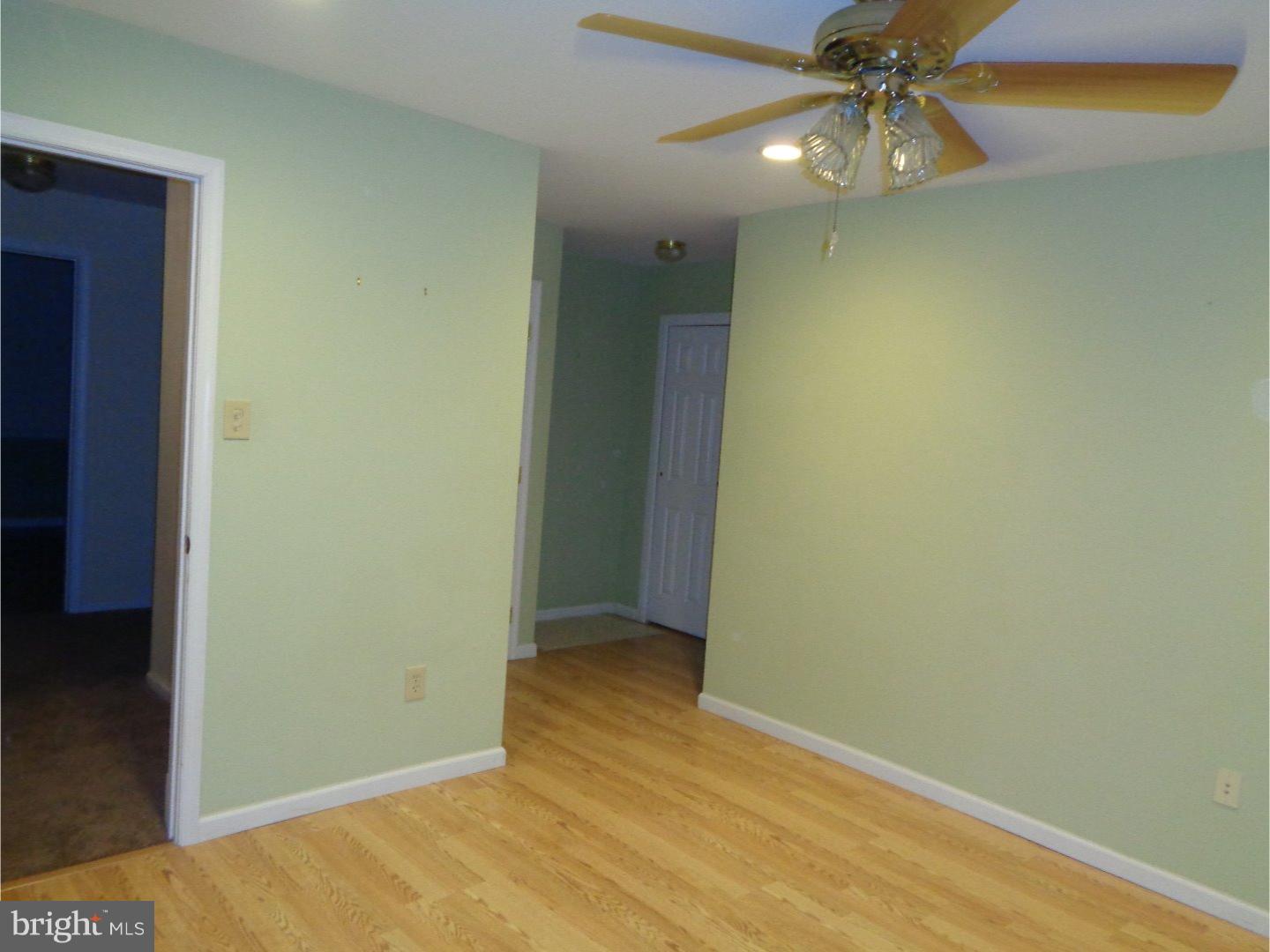 313 Balsam Road Williamstown, NJ 08094 - Photo 11 of 25 Gallery Image 11