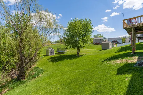 $339,900 | 14 Hidden Valley Circle, Davenport, IA 52804