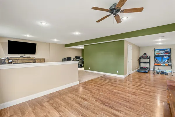 $339,900 | 14 Hidden Valley Circle, Davenport, IA 52804