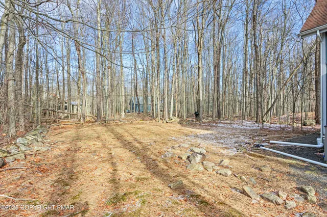 $400,000 | 113 Gross Drive East, Pocono Pines, PA 18350