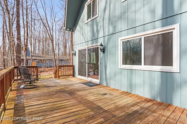 $400,000 | 113 Gross Drive East, Pocono Pines, PA 18350