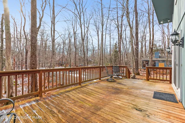 $400,000 | 113 Gross Drive East, Pocono Pines, PA 18350