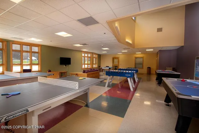 $400,000 | 113 Gross Drive East, Pocono Pines, PA 18350