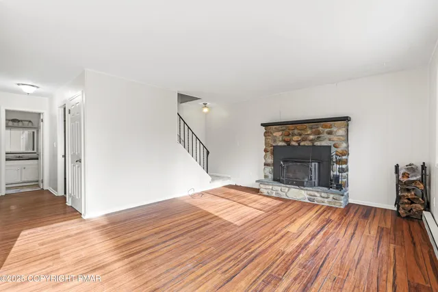 $400,000 | 113 Gross Drive East, Pocono Pines, PA 18350