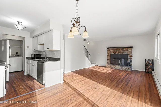 $400,000 | 113 Gross Drive East, Pocono Pines, PA 18350