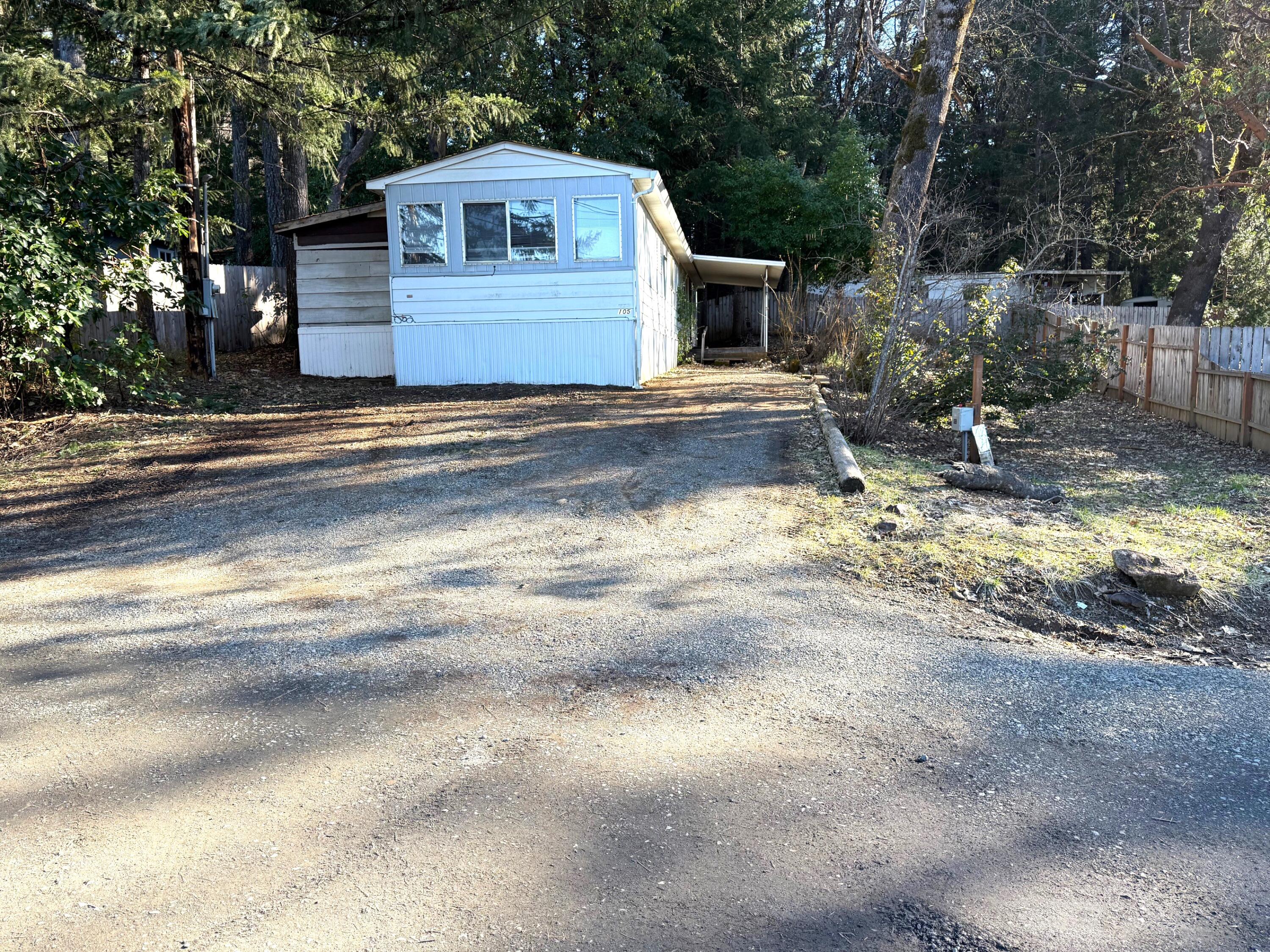 105 Raymond Street Cave Junction, OR 97523 - Photo 1 of 23
