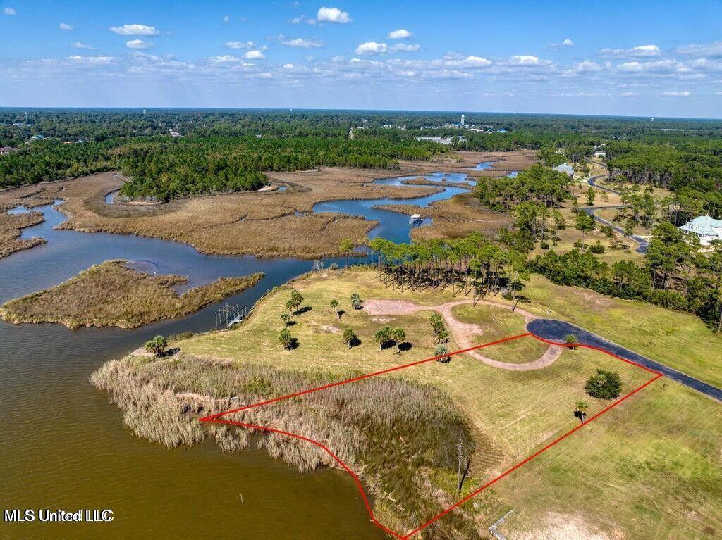 0 Branigar, Unit 19 Biloxi, MS 39532 - Photo 2 of 4 Cul-de-sac Dreams