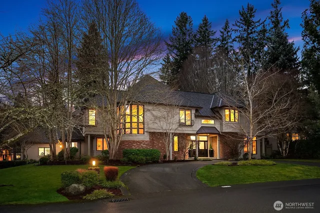 $2,550,000 | 3533 262nd Avenue Southeast, Sammamish, WA 98075
