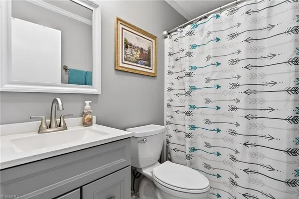 $625,000 | 7736 Penns Grove Road, Summerfield, NC 27358