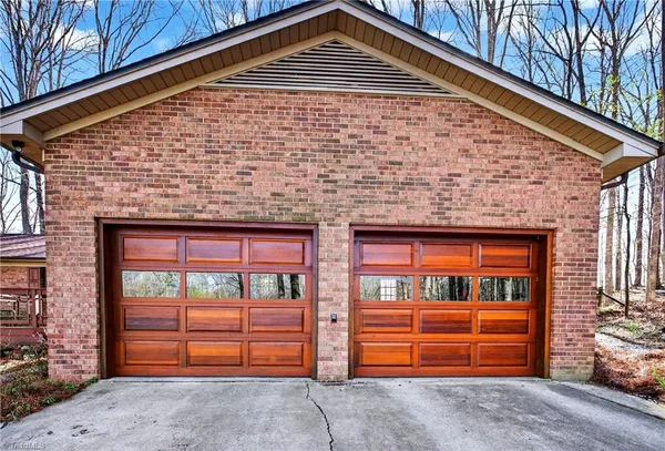 $625,000 | 7736 Penns Grove Road, Summerfield, NC 27358