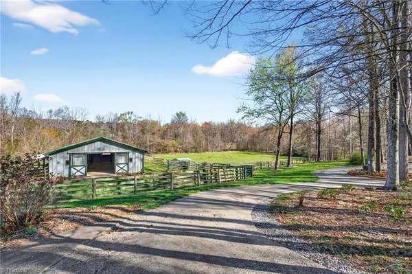 $625,000 | 7736 Penns Grove Road, Summerfield, NC 27358