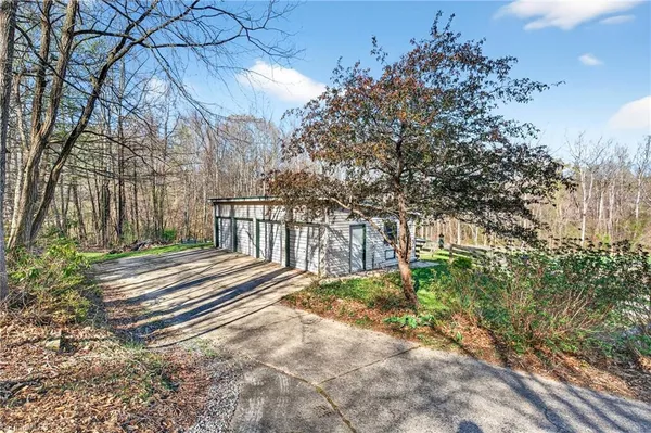 $625,000 | 7736 Penns Grove Road, Summerfield, NC 27358