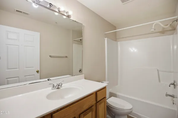 $1,600 | 3000 Trailwood Pines Lane, Unit 103, Raleigh, NC 27603