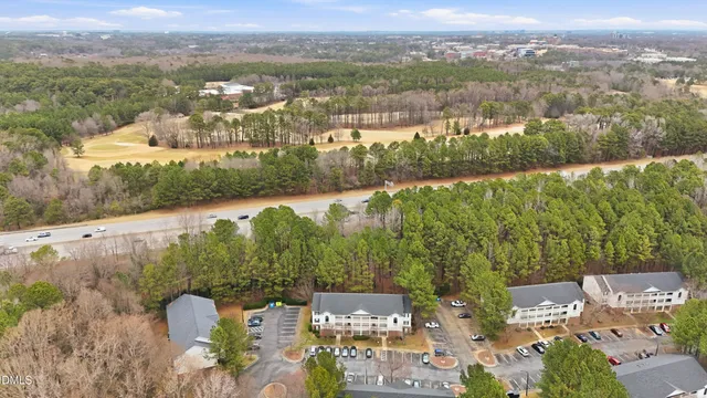 $1,800 | 3000 Trailwood Pines Lane, Unit 103, Raleigh, NC 27603