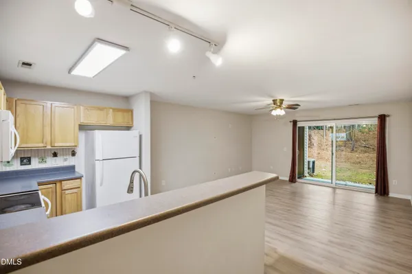 $1,600 | 3000 Trailwood Pines Lane, Unit 103, Raleigh, NC 27603