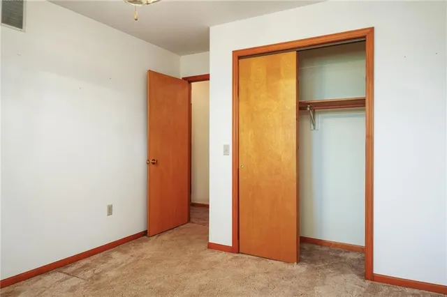 $209,000 | 49 Lakeshore Drive, Garnett, KS 66032