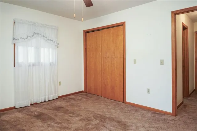 $209,000 | 49 Lakeshore Drive, Garnett, KS 66032