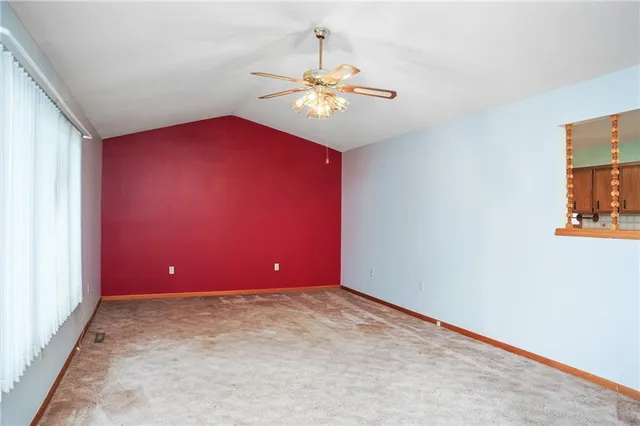 $209,000 | 49 Lakeshore Drive, Garnett, KS 66032