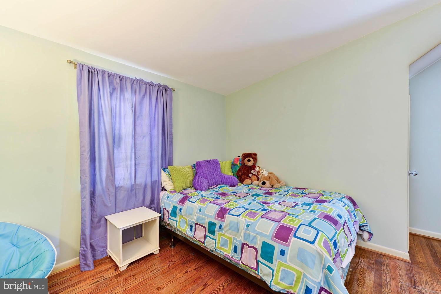 2300 Londonderry Road Alexandria, VA 22308 - Photo 20 of 30 Bedroom