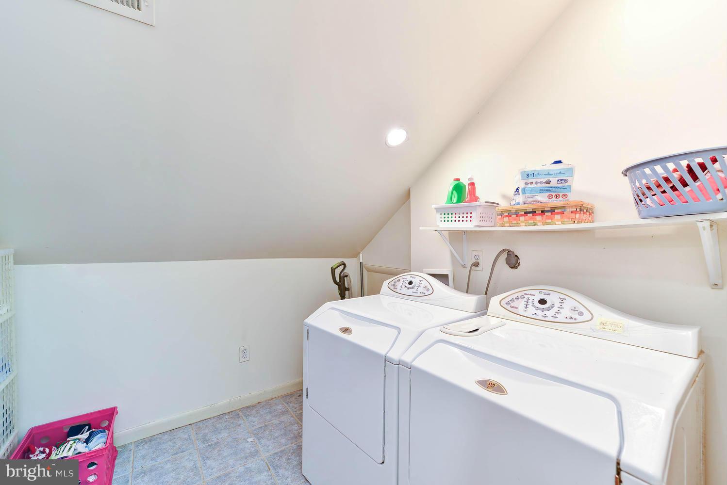 2300 Londonderry Road Alexandria, VA 22308 - Photo 25 of 30 Interior (General)