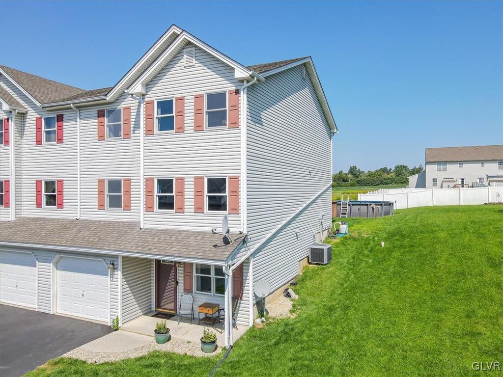 845 Atlas Road Northampton, PA 18067 - Photo 3 of 49 Gallery Image 3