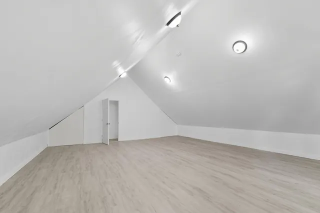 $159,900 | 2208 West Brown Street, Milwaukee, WI 53205