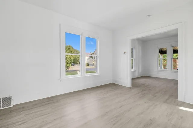 $159,900 | 2208 West Brown Street, Milwaukee, WI 53205