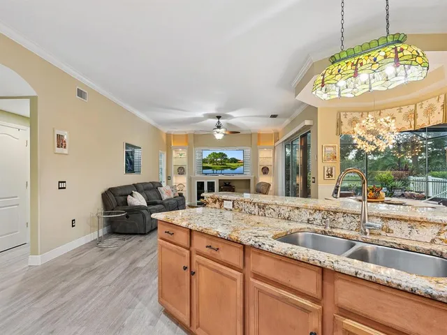 $810,000 | 6404 Royal Tern Circle, Lakewood Ranch, FL 34202