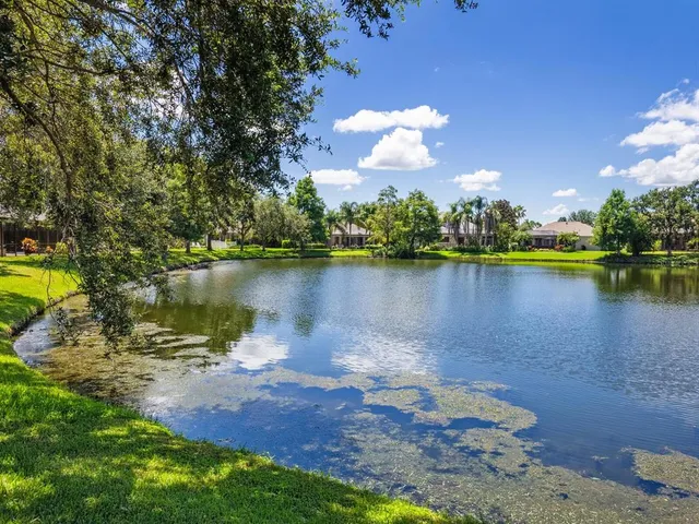 $810,000 | 6404 Royal Tern Circle, Lakewood Ranch, FL 34202
