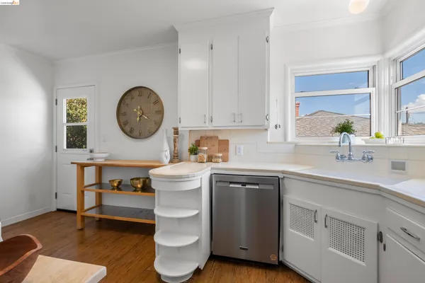 $699,000 | 5625 Sacramento Avenue, Richmond, CA 94804