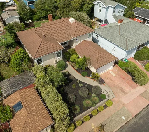$699,000 | 5625 Sacramento Avenue, Richmond, CA 94804