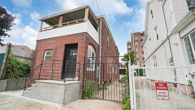 $999,000 | 679 East 221st Street | Williamsbridge