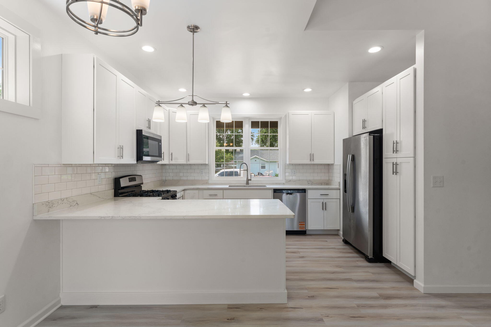 503 Exeter Road Kingsford Heights, IN 46346 - Photo 11 of 32 2048x1365