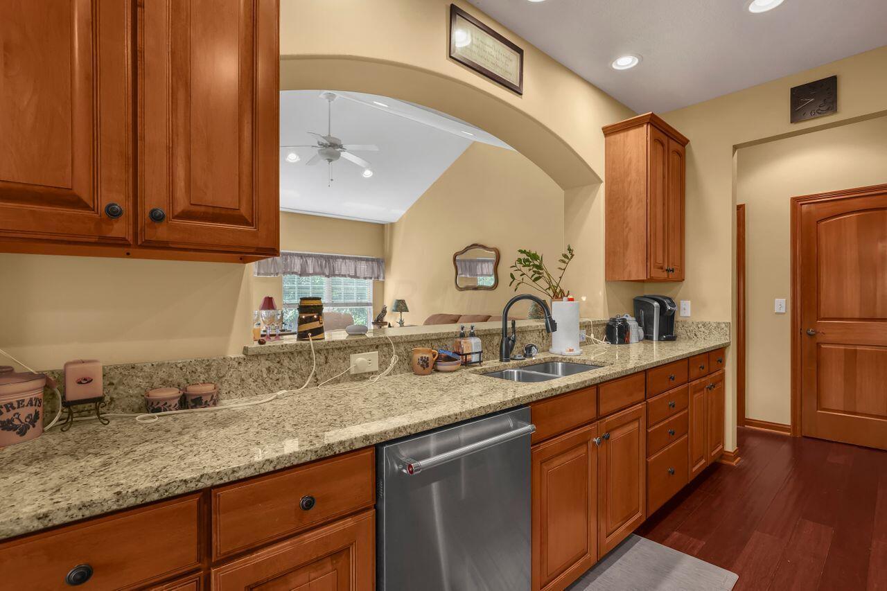 5669 Slater Ridge Hilliard, OH 43026 - Photo 13 of 46 0G7A1172