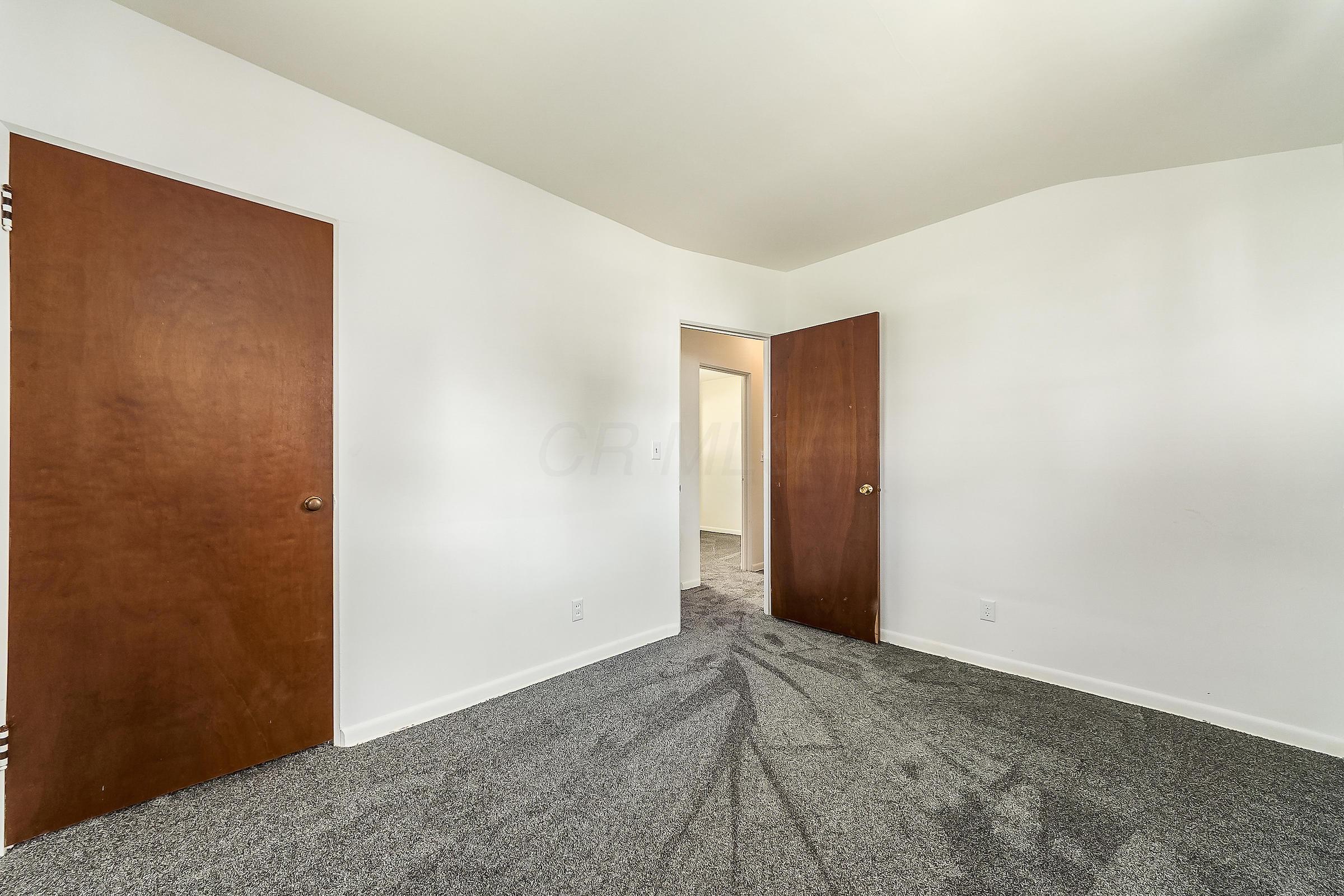 653 Roth Avenue Columbus, OH 43228 - Photo 19 of 36 Gallery Image 19