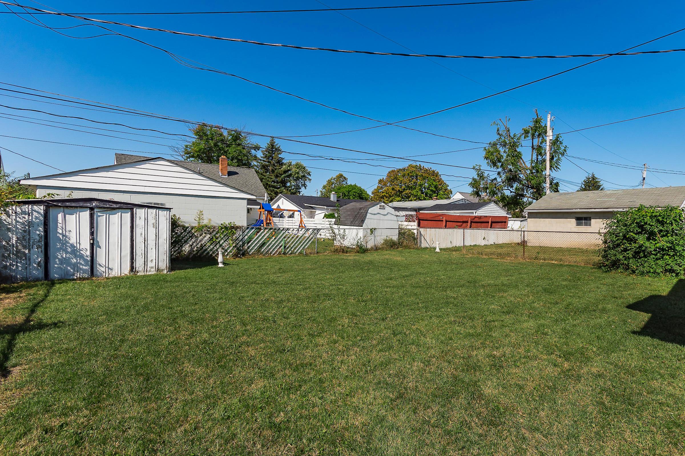 653 Roth Avenue Columbus, OH 43228 - Photo 27 of 36 Gallery Image 27
