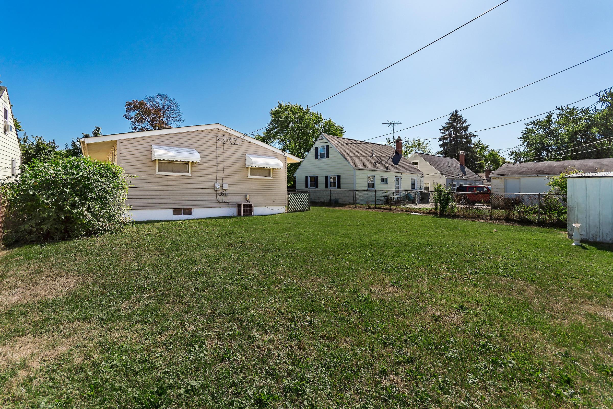 653 Roth Avenue Columbus, OH 43228 - Photo 32 of 36 Gallery Image 32