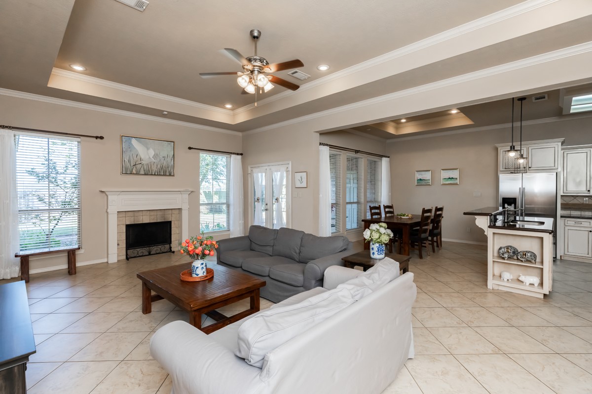 3699 Grayson Lane Beaumont, TX 77713 - Photo 12 of 33