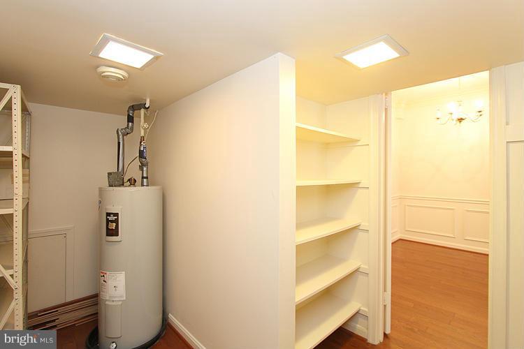 1817 Corcoran Street Northwest, Unit 2 Washington, DC 20009 - Photo 13 of 22 Interior (General)