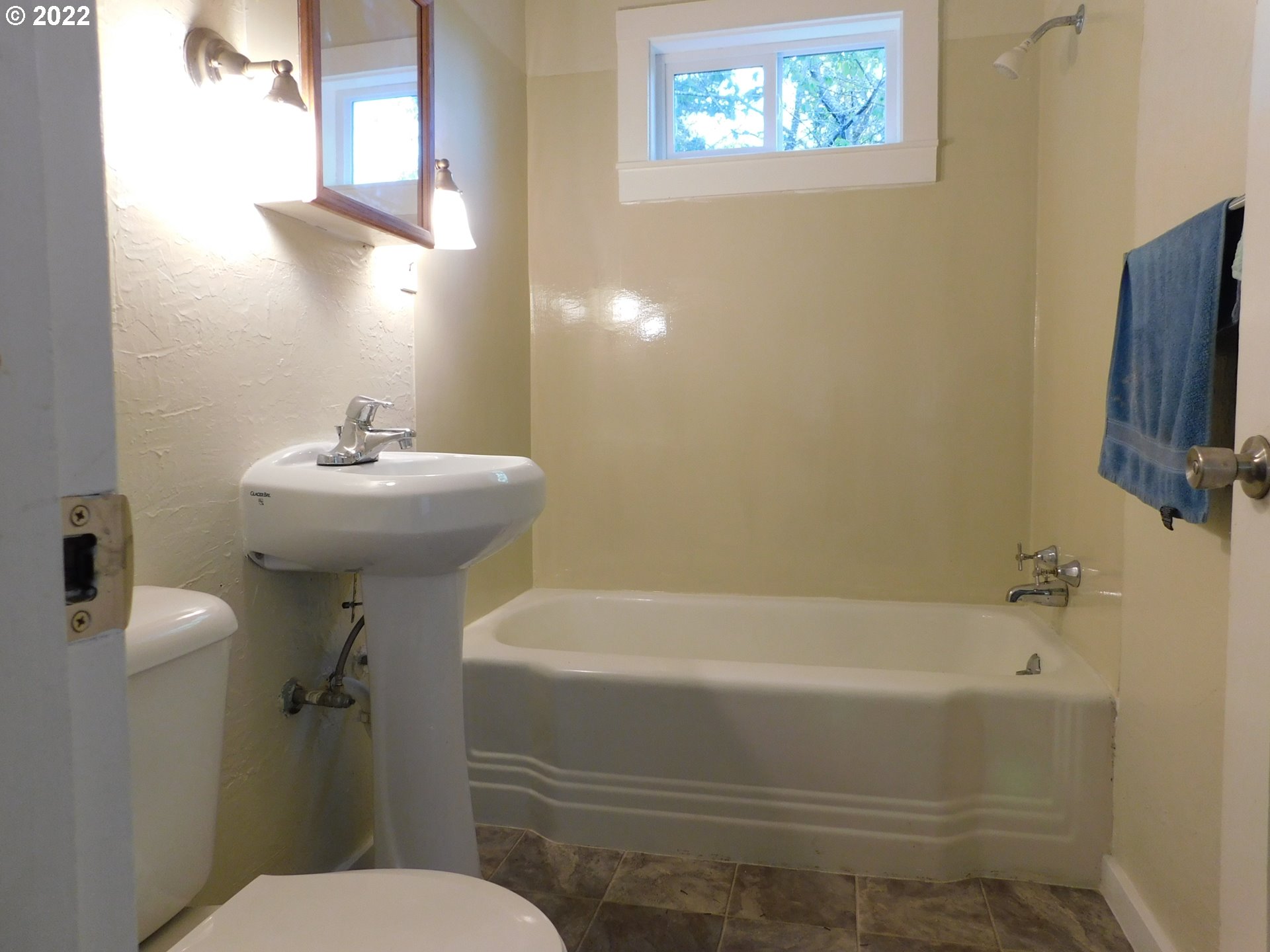 229 Border Street Myrtle Point, OR 97458 - Photo 14 of 28 Gallery Image 14