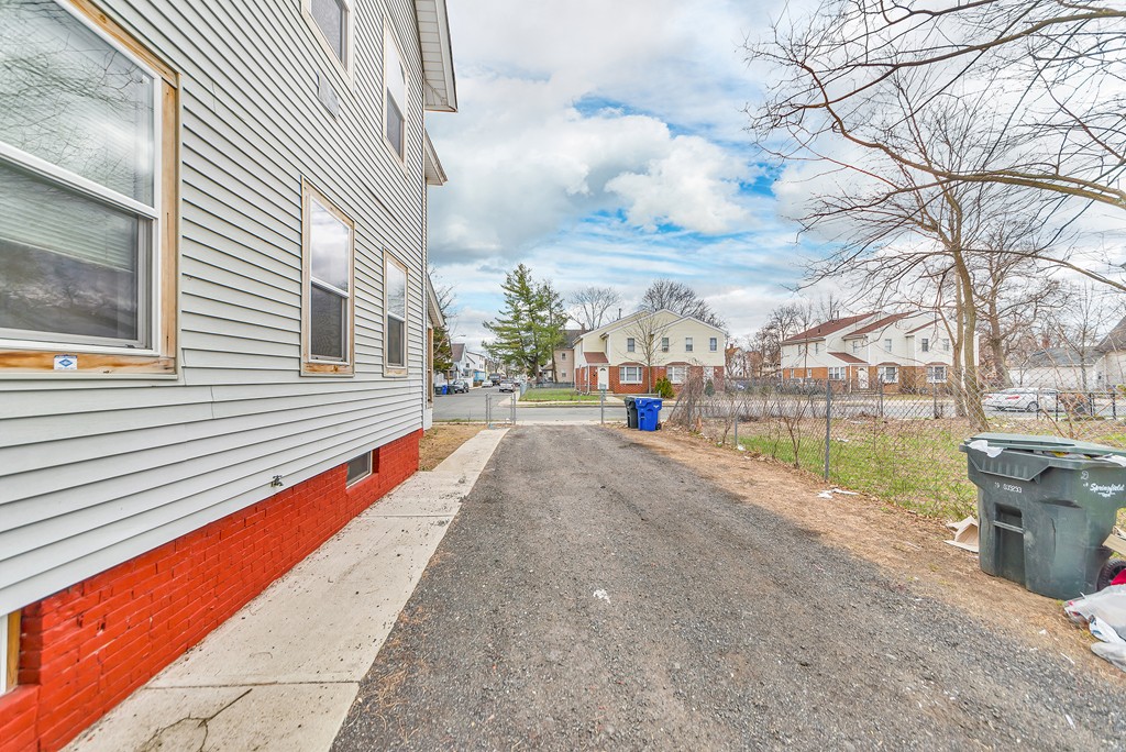 144 King Street Springfield, MA 01109 - Photo 27 of 30 Gallery Image 27