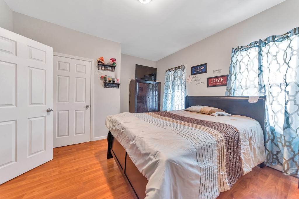 144 King Street Springfield, MA 01109 - Photo 5 of 30 Gallery Image 5