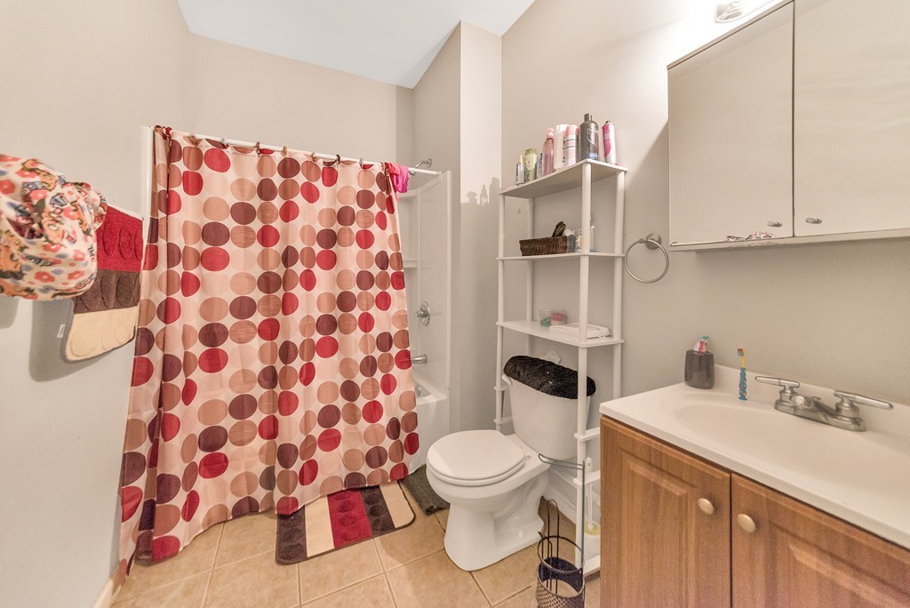 144 King Street Springfield, MA 01109 - Photo 7 of 30 Gallery Image 7