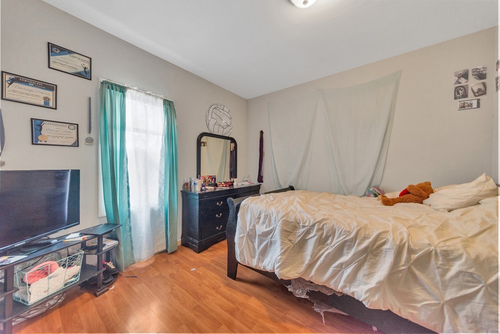 144 King Street Springfield, MA 01109 - Photo 9 of 30 Gallery Image 9
